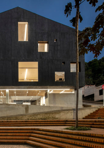 Fachada - Centro del Japón  <br>Universidad de los Andes <br>  Premio nacional de arquitectura <br>Proyecto arquitectónico 2020